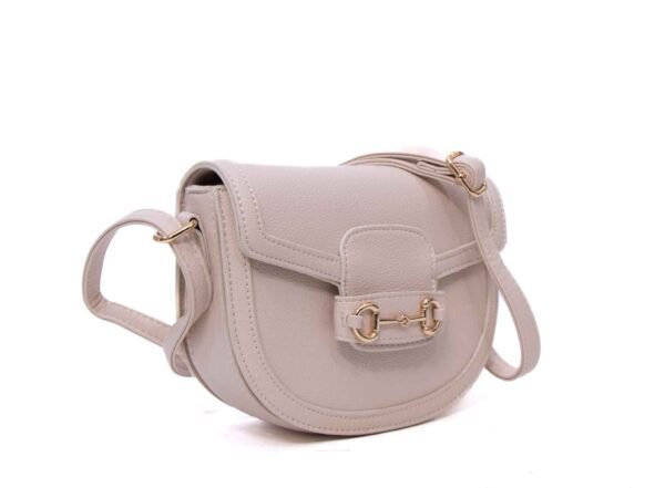 Petit sac bandoulière " OUDANNU " effet arrondi avec boucle décorative - Beige clair – Image 4