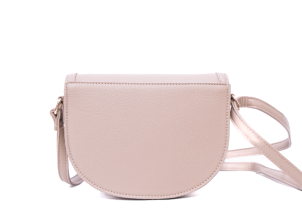 Petit sac bandoulière " OUDANNU " effet arrondi avec boucle décorative - Beige clair – Image 6