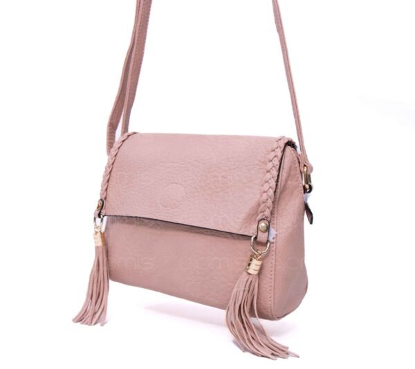 Petit sac bandoulière "Oudannu" avec décoration tréssé sur les deux côtés - Rose pastel – Image 2