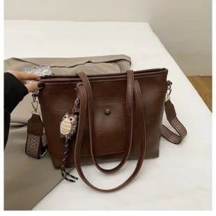 Alternative view of Sac bandoulière / porté épaule" Fashion Bag " vintage à triple compartiments  - Marron foncé