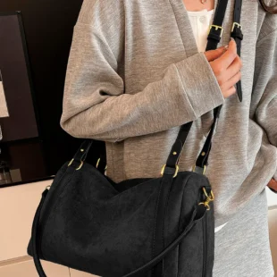 Alternative view of Sac fourre-tout en daim avec finition en cuir synthétique - Noir