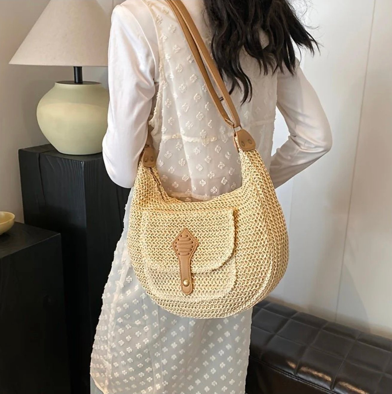 Sac bandoulière effet liège avec poche avant - Beige clair / Finitions Marron – Image 3