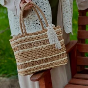 Alternative view of Sac à main effet liège avec foulard en dentèle  - Taupe