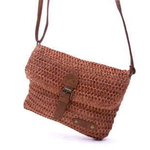 Alternative view of Sac bandoulière réctangulaire effet Raphia  - Brique / Finitions Marron