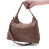 Sac fourre tout lune en daim (moyenne taille) - Thumbnail Image 2