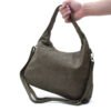 Sac fourre tout lune en daim (moyenne taille) - Thumbnail Image 3